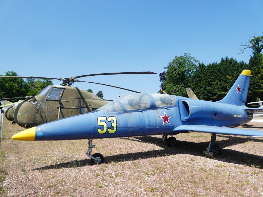 savigny beaune helicoptere guerre avion chasse musee
